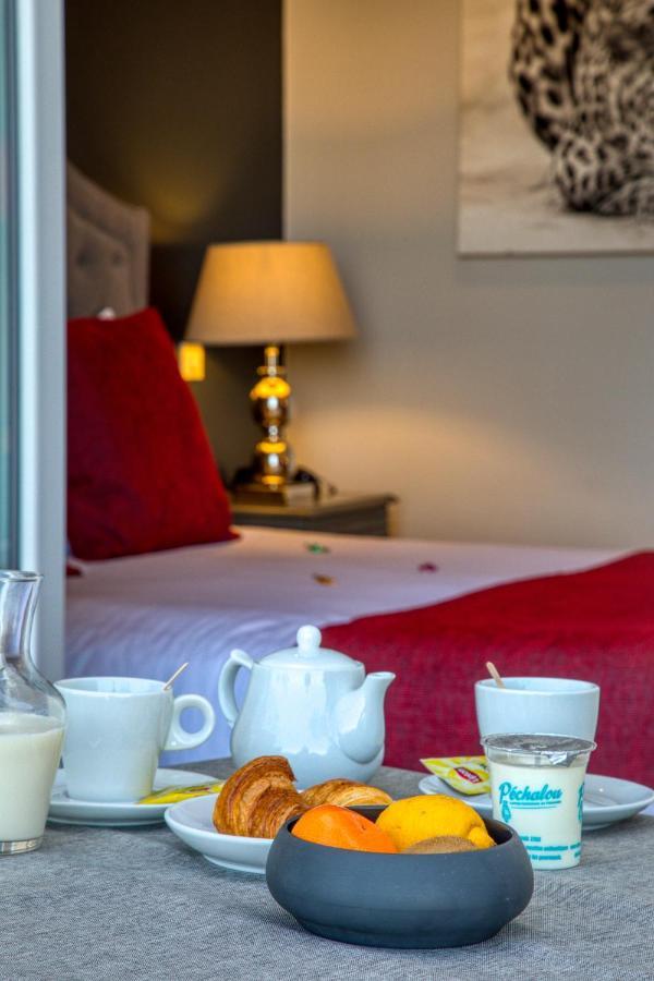 Hotel & Restaurant Le Meysset Sarlat-la-Canéda Buitenkant foto